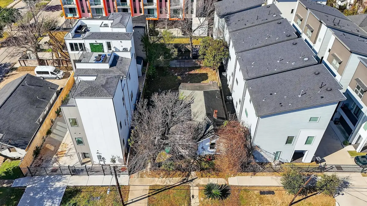 3106 Live Oak Street, Houston, TX 77004 - #1