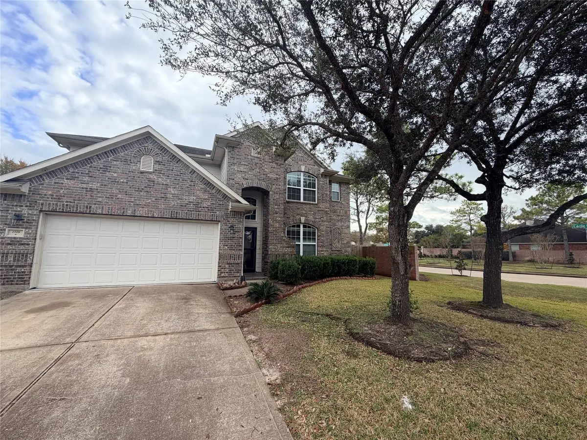 2709 Autumn Falls Drive, Pearland, TX 77584 - Image #1