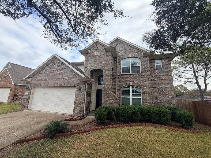 2709 Autumn Falls Drive, Pearland, TX 77584 - Image #2