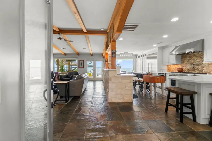 155 Greenbriar Drive, Livingston, TX 77351 - Image #3