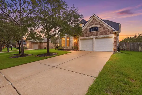 13806 Cove Landing Lane, Rosharon, TX 77583