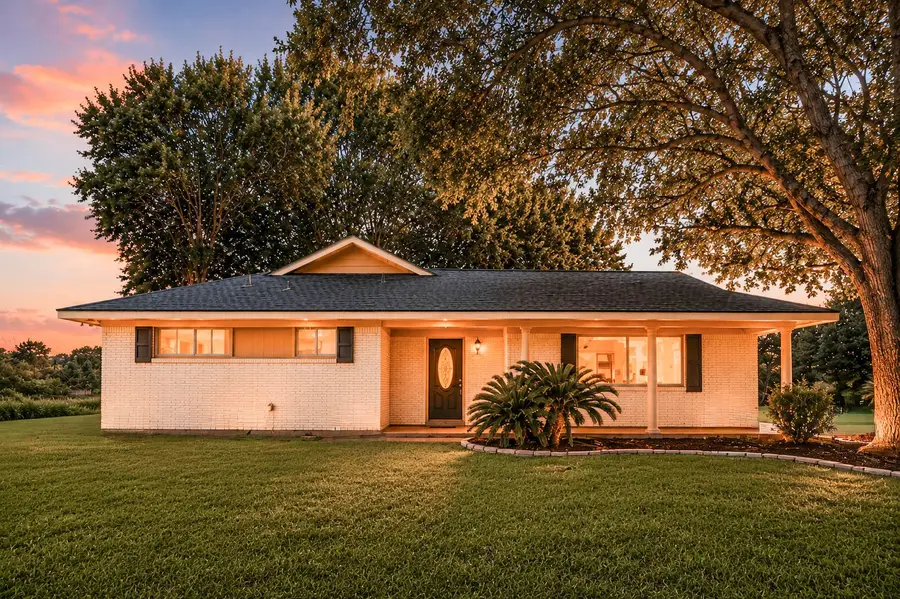 925 Norcross Road, Wallis, TX 77485 - #3