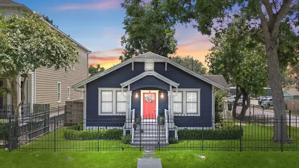 200 E 26th Street, Houston, TX 77008