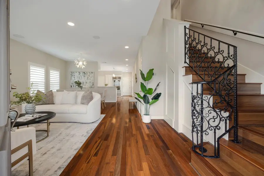 5301 Blossom Street, Houston, TX 77007 - #3