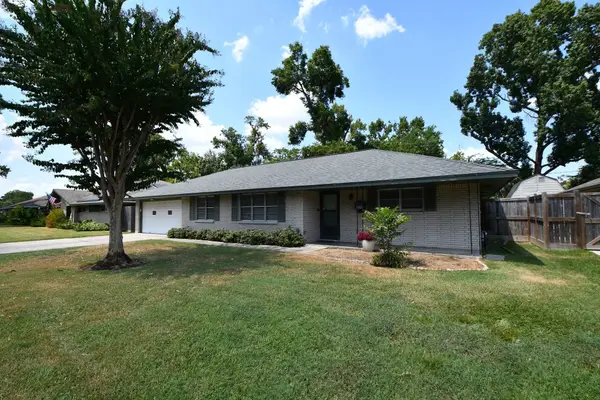 9006 Railton Street, Houston, TX 77080