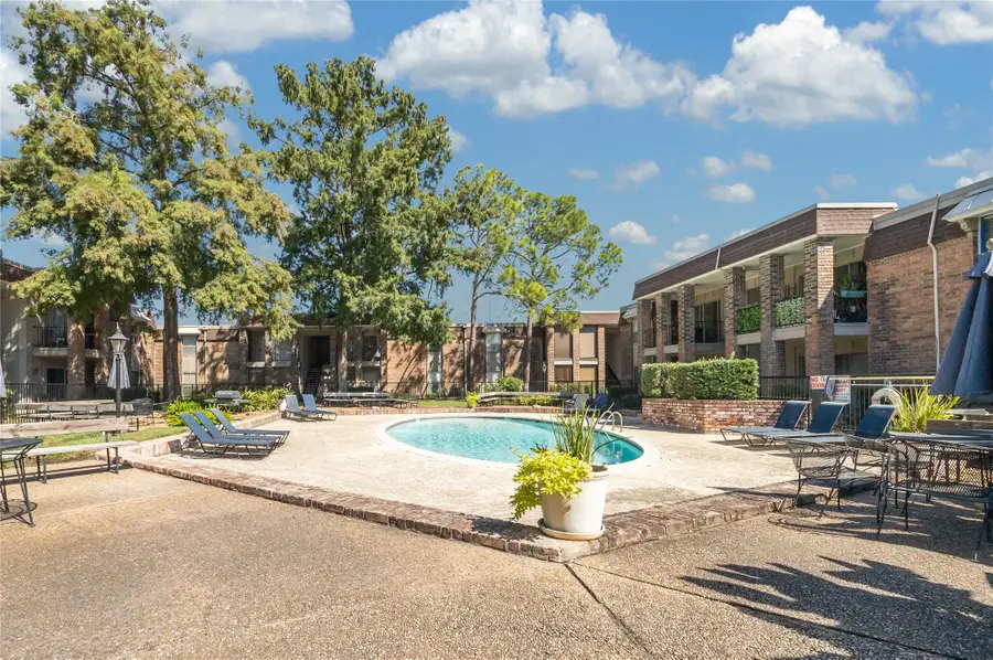 7555 Katy Freeway #50, Houston, TX 77024 - Image #3