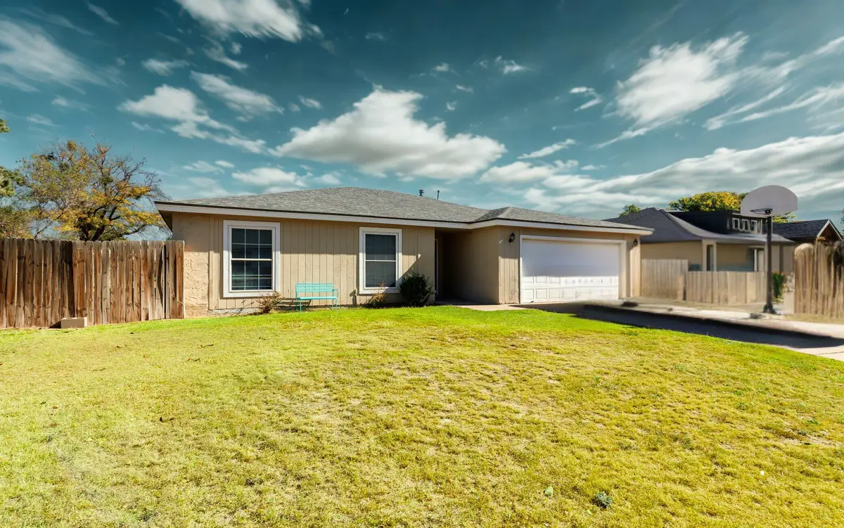 32 Highland Drive, Ransom Canyon, TX 79366 - Image #1