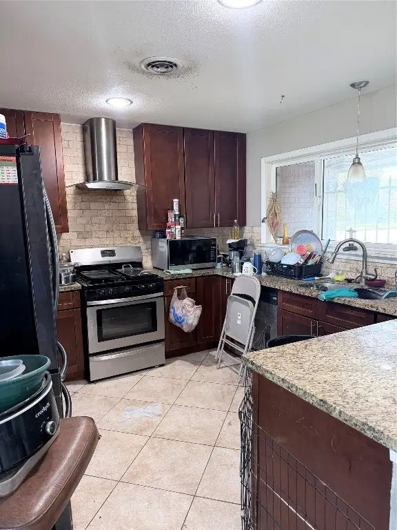 9202 Sunnywood Drive, Houston, TX 77088 - #1