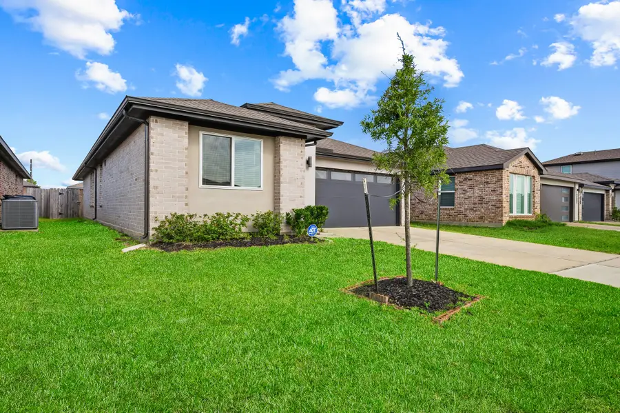7002 Fleetwood Crescent Way, Richmond, TX 77407 - #3