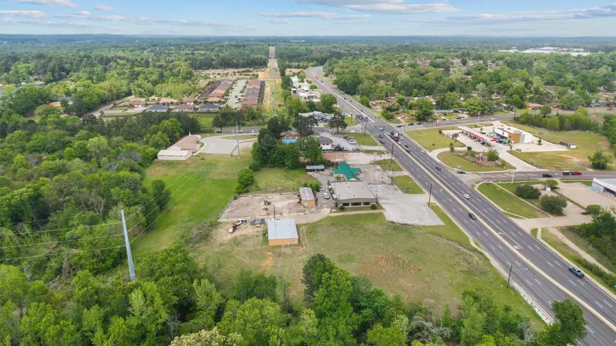 1404 N Northwest Loop 323, Tyler, TX 75702 - #2