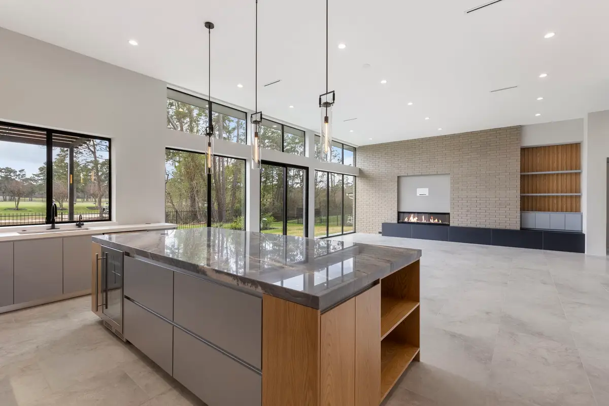 51 Huntsmans Horn Circle, The Woodlands, TX 77380 - #1