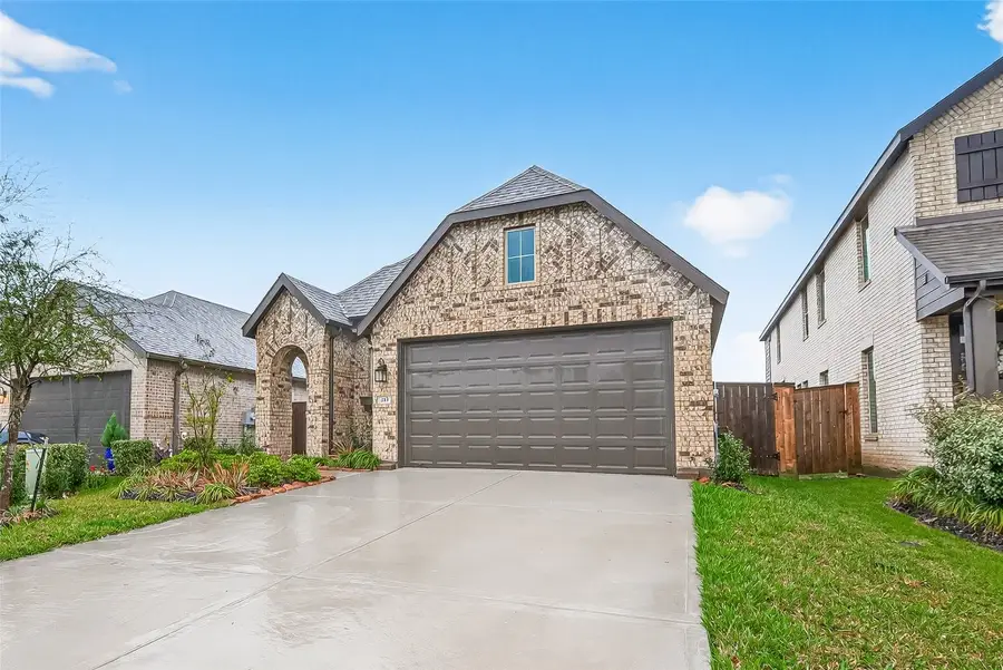213 Trapper Creek Drive, Conroe, TX 77304 - #2
