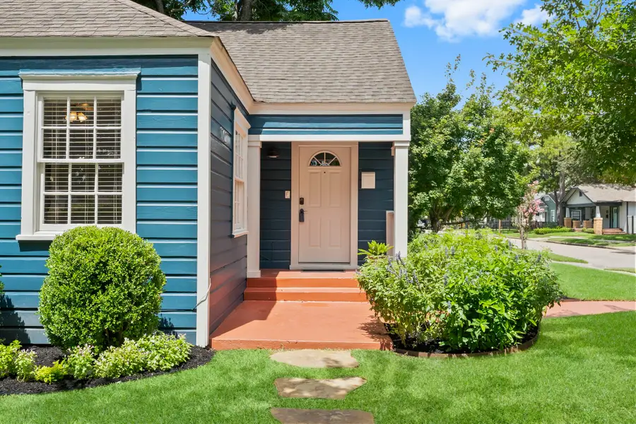 1102 Winston Street, Houston, TX 77009 - Image #2