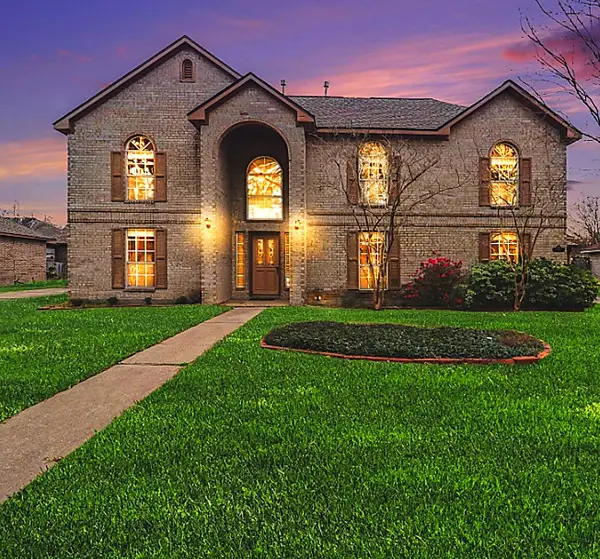 206 Clear Creek Mdws Drive, League City, TX 77573