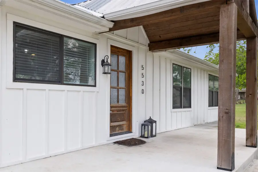 5530 Us Highway 90a W, Shiner, TX 77984 - Image #3