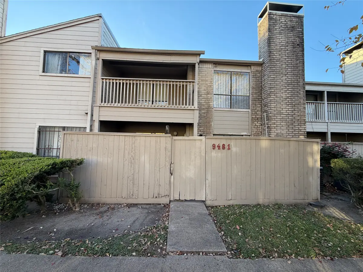 9461 Pagewood Lane, Houston, TX 77063 - Image #1