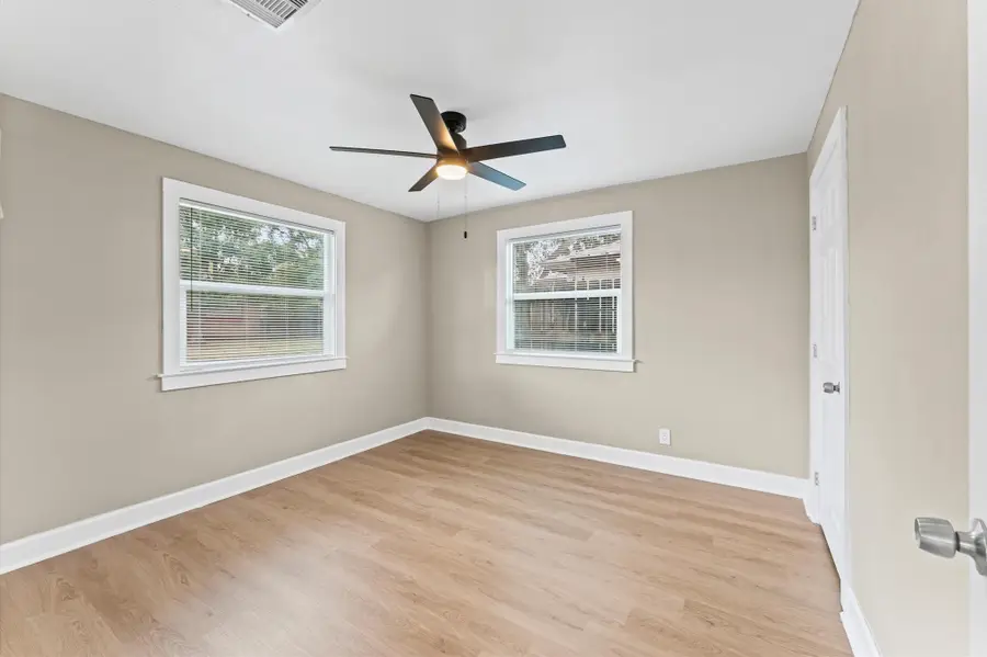 2202 Des Jardines Street, Houston, TX 77023 - Image #3