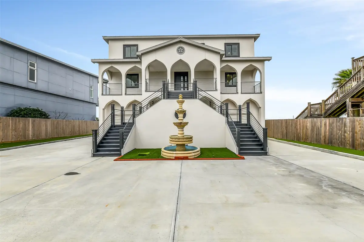 9208 W Bay Road, Galveston, TX 77554 - #1