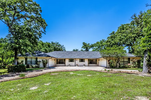 67 Fairway Drive, Normangee, TX 77871