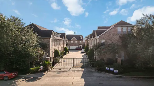 2827 Briarhurst Park, Houston, TX 77057