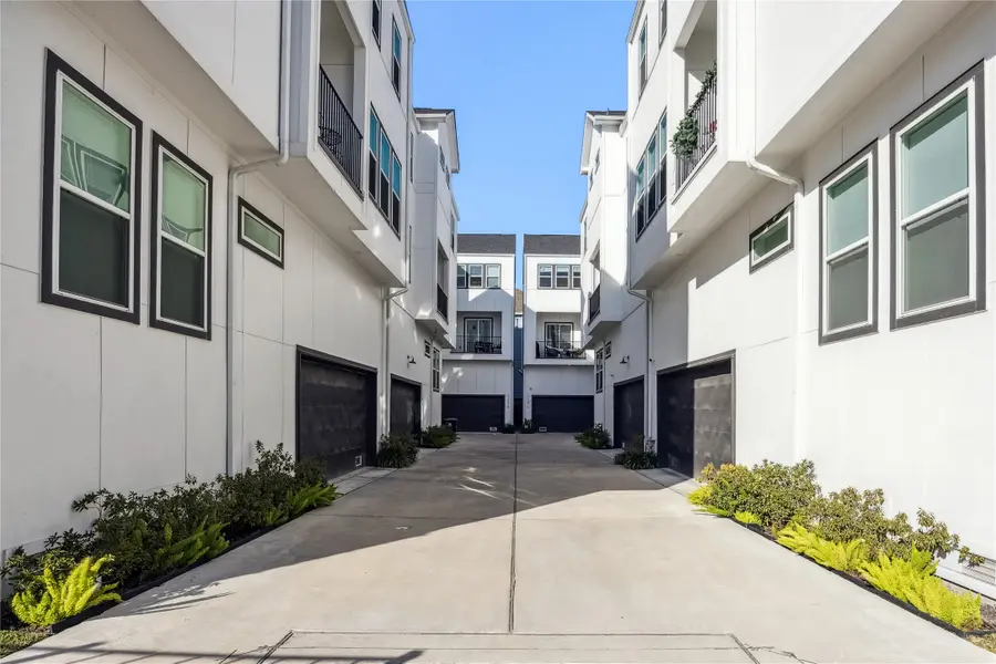 1127 W 16th Street #C, Houston, TX 77008 - Image #3