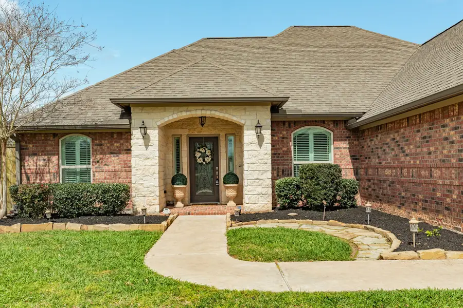 238 Creekside Lane, Lake Jackson, TX 77566 - #3