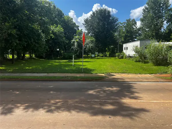 3202 Parker Road, Houston, TX 77093