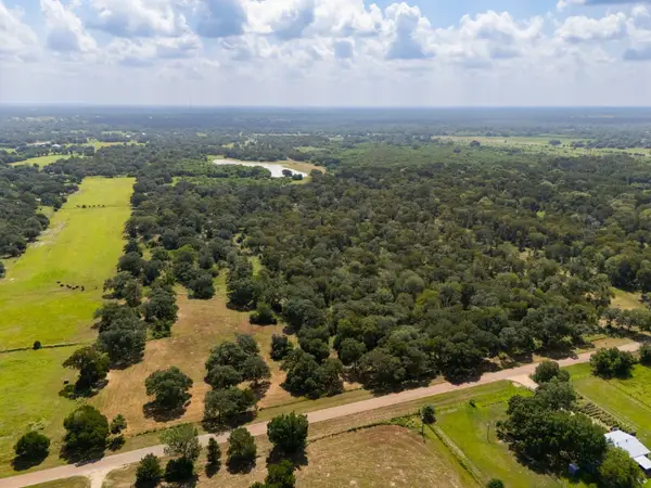 2751 Fm 2434, Columbus, TX 78962