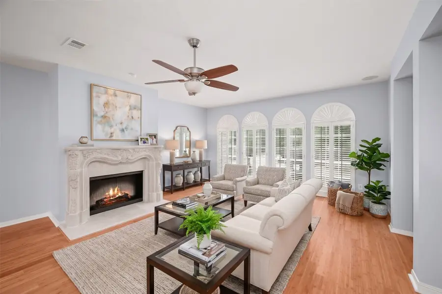 4431 Castle Court, Houston, TX 77006 - #3