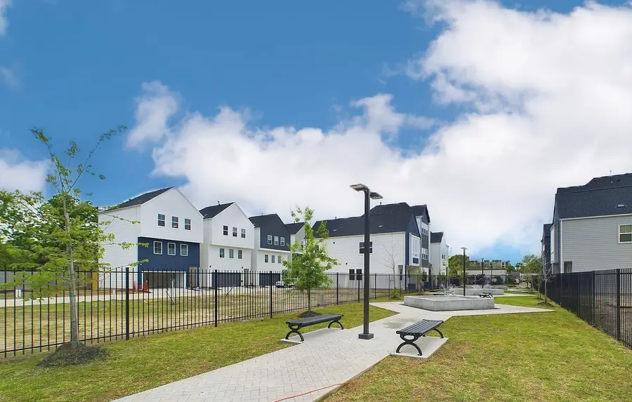 8317 Springwood Canyon Lane, Houston, TX 77055 - Image #2