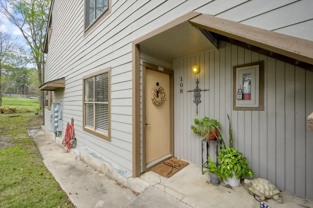 3900 Aspen Drive #1, Montgomery, TX 77356 - #1