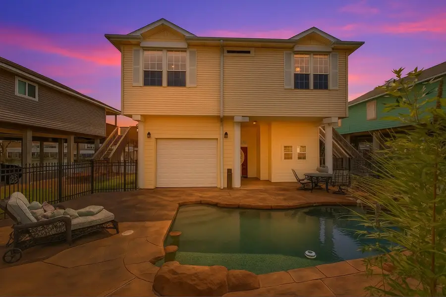 1323 Wahini Street, Tiki Island, TX 77554 - #2