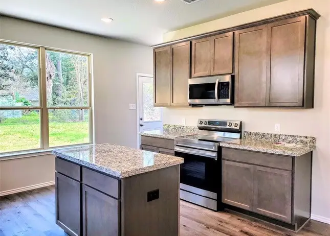 905 Chickasaw Drive, Conroe, TX 77316 - #3