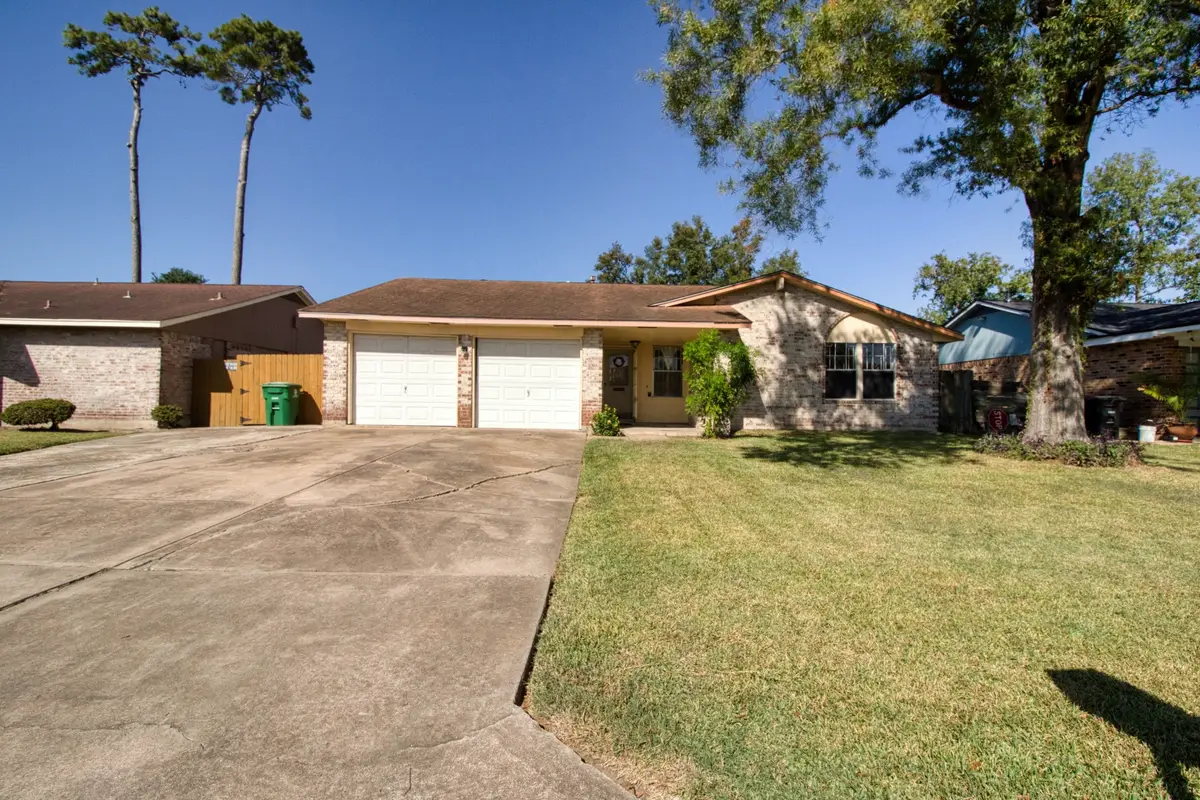 12119 Crystalwood Drive, Houston, TX 77013 - Image #1