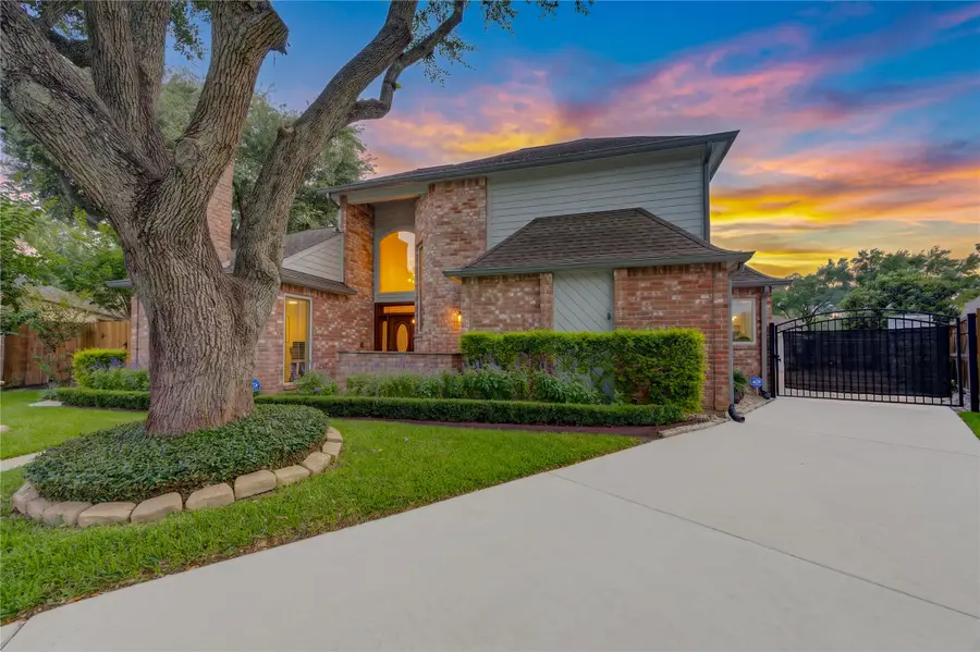 2114 Ashgrove Drive, Houston, TX 77077 - #2