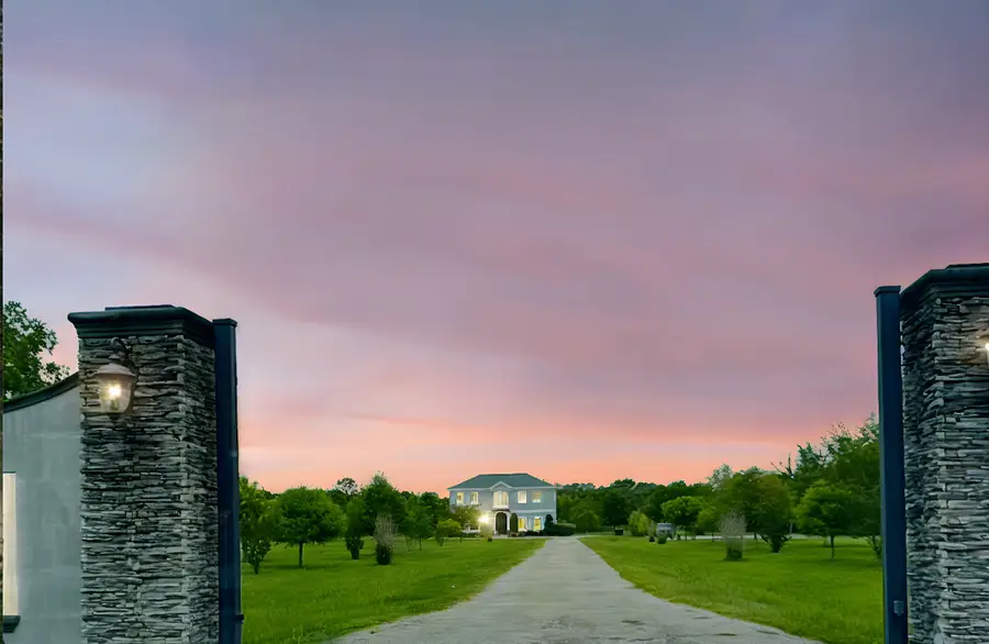 2602 Avenue L, Santa Fe, TX 77510 - Image #2