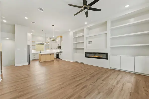 1946 Purswell Road, Houston, TX 77055