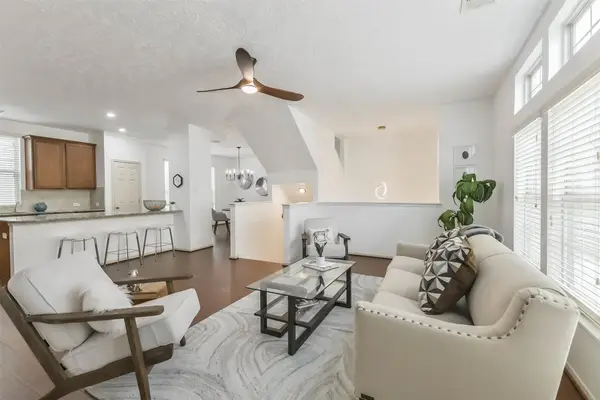 3324 Masters Point Drive, Houston, TX 77091