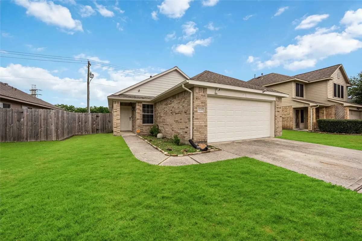 8426 Bay Run Avenue, Baytown, TX 77521 - #1