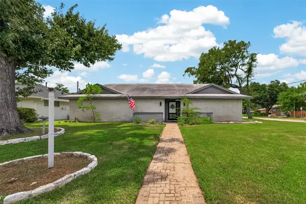 1703 Droxford Drive, Houston, TX 77008