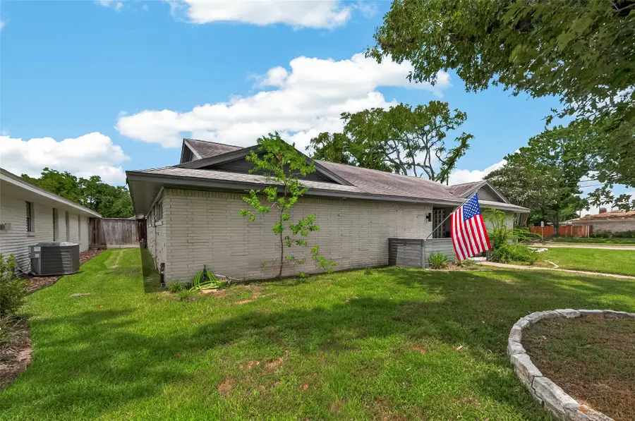 1703 Droxford Drive, Houston, TX 77008 - #3