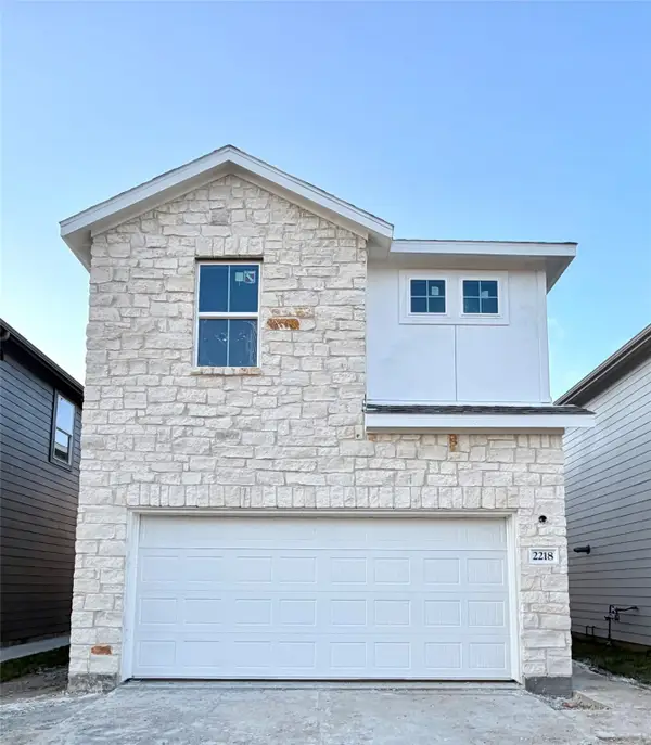 2218 Villa Clara Drive, Friendswood, TX 77546