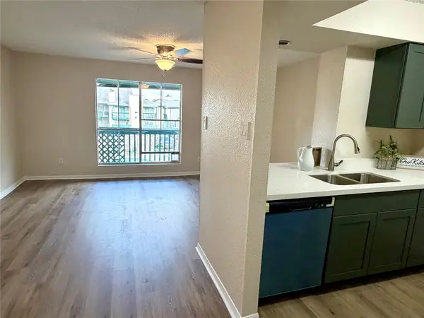 1516 Bay Area Boulevard #G6, Houston, TX 77058