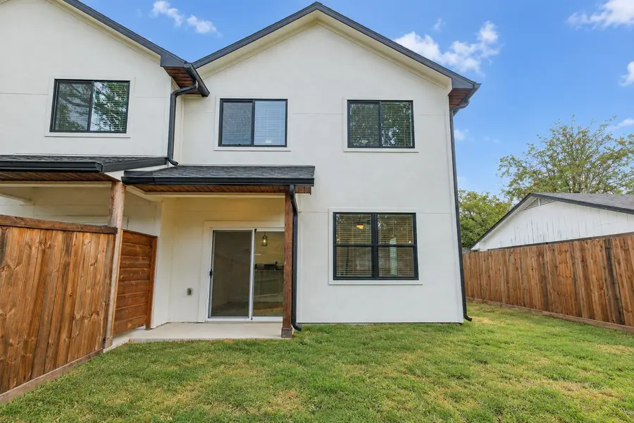 1003/1005 Armbrister Street, Brenham, TX 77833 - #3