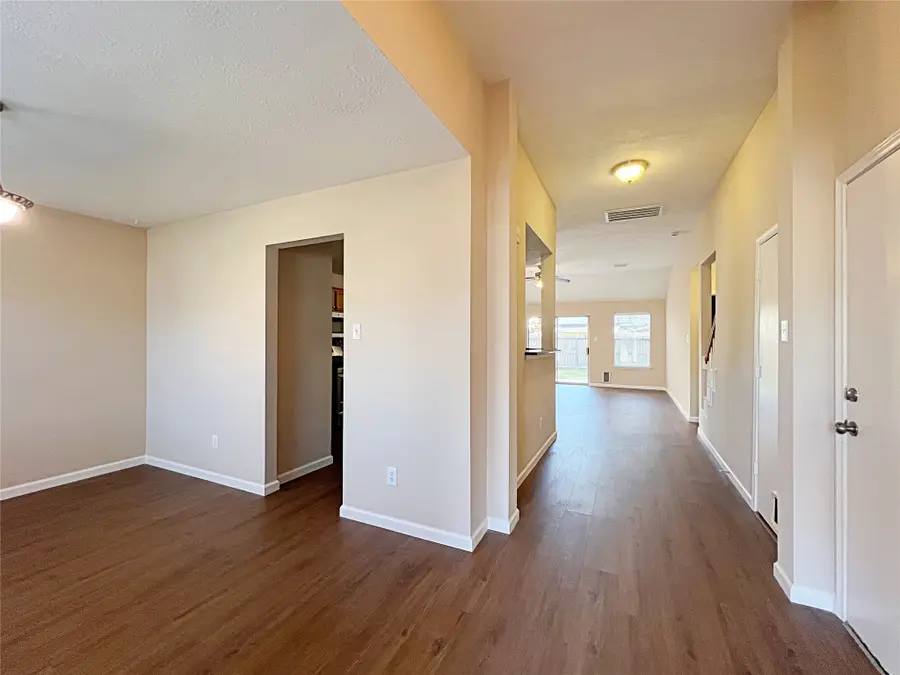 16915 Lighthouse View Drive, Friendswood, TX 77546 - Image #3