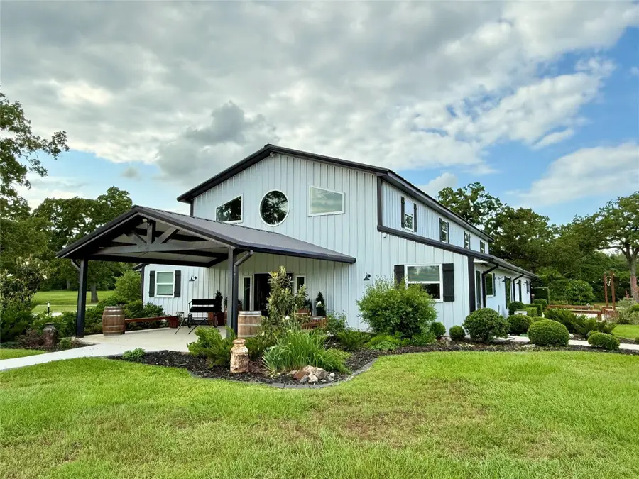601 E Collard Street, Madisonville, TX 77864 - #2