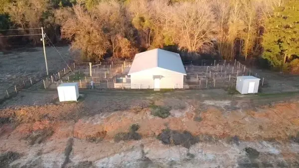 296 County Road 1548, Center, TX 75935