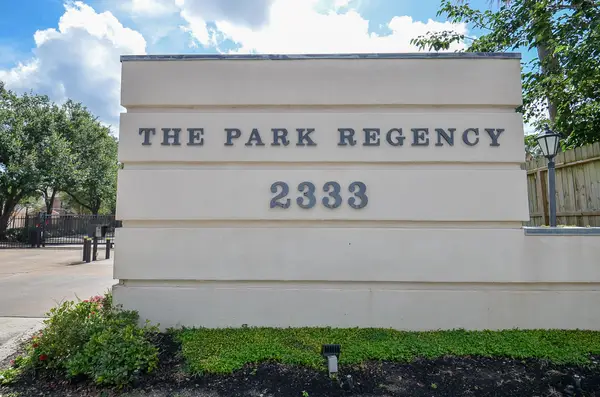 2333 Bering Drive #123, Houston, TX 77057