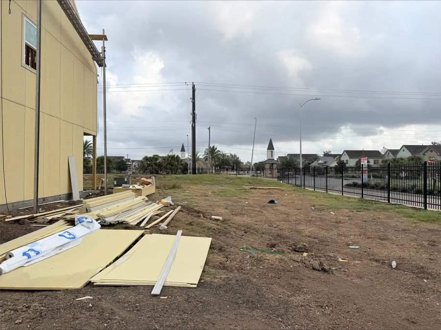 11409 Lucky Falls Drive, Houston, TX 77047 - #2