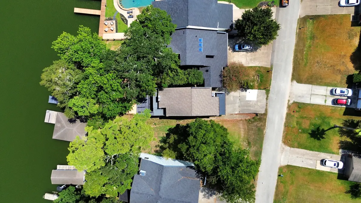 854 Lake View Drive, Montgomery, TX 77356 - #1